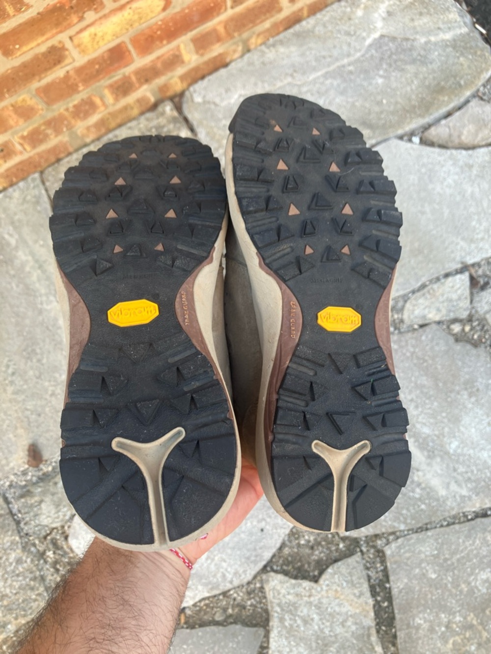 Danner women’s Inquire Chukka - Picture 9 of 17